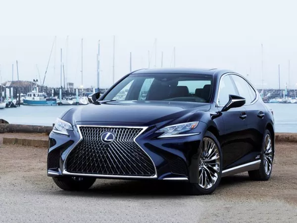Dịch vụ thay Kính chắn gió xe Lexus LS 500 tận nơi